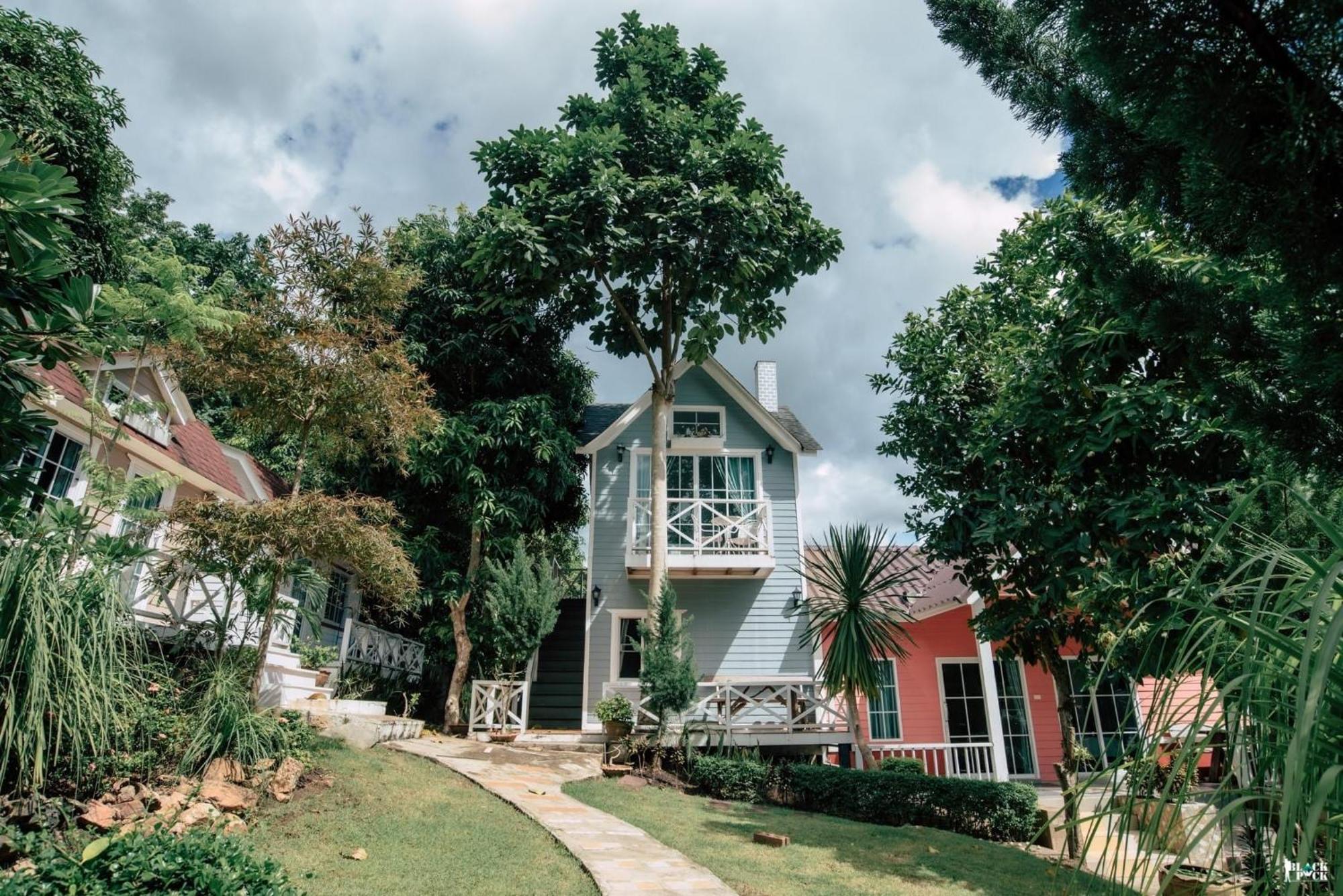 Suriyan Villa Erawan Kanchanaburi สุริยัน วิลล่า เอราวัณ กาญจนบุรี Tha Kradan ภายนอก รูปภาพ